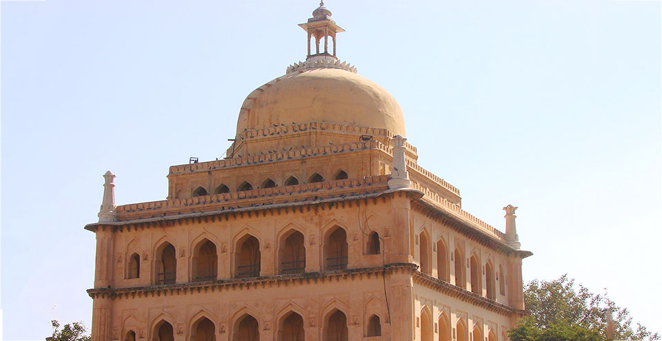 FATEH JUNG GUMBAD