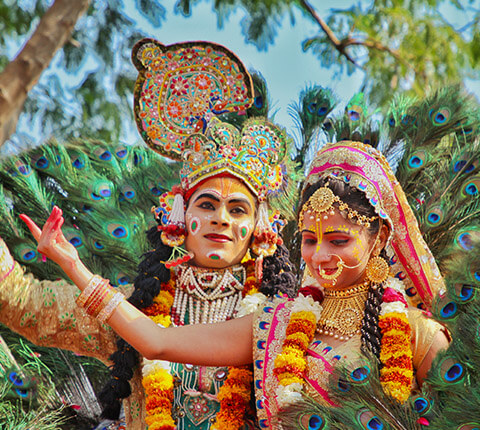 Indulge in the Enthusiasm of KajliTeej